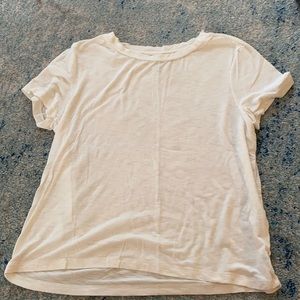 aerie off white T-shirt